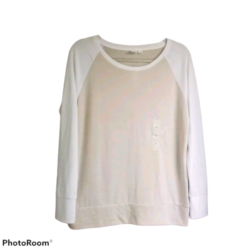 Women's Gap long sleeve shirt